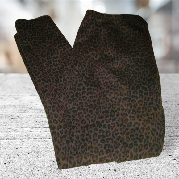 Promise leopard look leggings/pull on pants size 8 - Picture 2 of 10